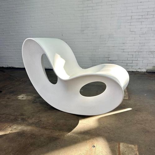 Magic door Ron Arad Voido Lounge schommelstoel, Huis en Inrichting, Fauteuils
