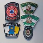Collectie van memorabilia - Gelooie patches in stof -