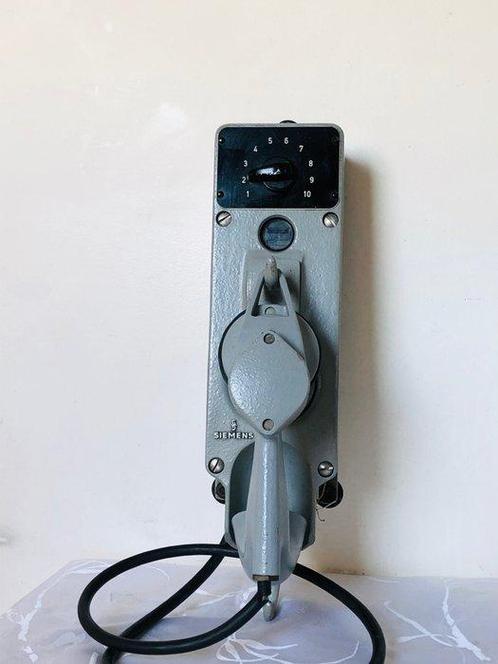 Siemens - Analoge telefoon - Aluminium - Muurschildering -, Antiek en Kunst, Kunst | Designobjecten