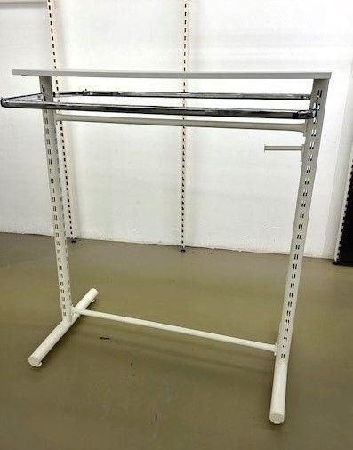 Kledingrek, Middenunit, Gondola met 2 confectiestangen en, Zakelijke goederen, Kantoor en Winkelinrichting | Winkel en Inventaris