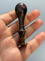 Victoriaanse curiositeit in ebbenhout of ge-eboniseerd hout