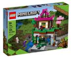 Lego Minecraft 21183 De Trainingsplaats, Kinderen en Baby's, Speelgoed | Duplo en Lego, Nieuw, Ophalen of Verzenden