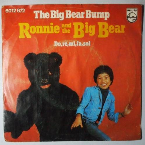 Ronnie and the Big Bear - The big bear bump - Single, Cd's en Dvd's, Vinyl Singles, Single, Gebruikt, 7 inch, Pop