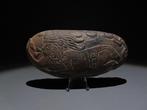 Maya Terracotta Bord met mythologische voorstelling. 500-800