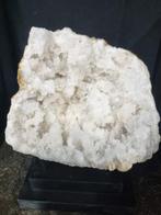 Kwarts HQ Grote bergkristal Geode - Hoogte: 170 mm -, Verzamelen