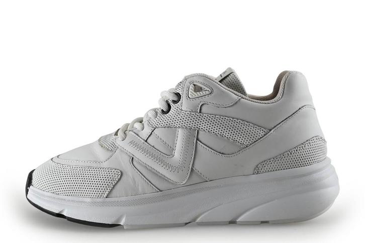 VIA VAI Sneakers in maat 38 Wit, Kleding | Dames, Schoenen, Wit, Zo goed als nieuw, Sneakers of Gympen, Verzenden