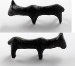 2nd mill Bc Anatolian bronze dog Brons, Postzegels en Munten, Verzenden