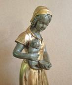 Gebroeders Van Paridon - sculptuur, Jonge vrouw met poes -, Antiek en Kunst
