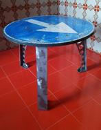 One Way road sign industrial table - Middentafel - IJzer, Antiek en Kunst, Curiosa en Brocante