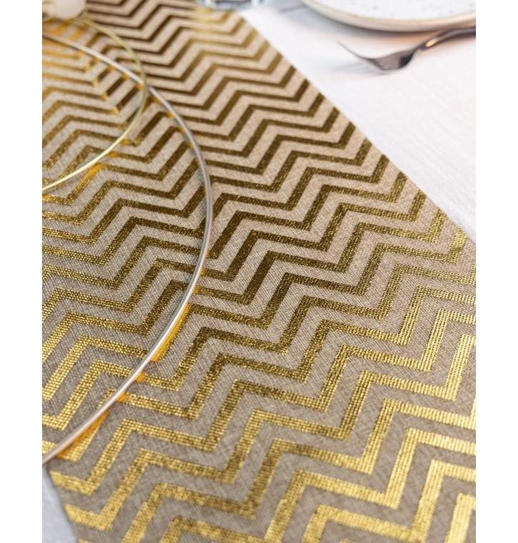 Gouden Jute Tafelloper met Visgraat patroon (28x500cm), Hobby en Vrije tijd, Feestartikelen, Nieuw, Ophalen of Verzenden
