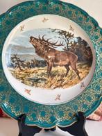 Limoges - Serveerschaal - Scène Sauvage - Porselein, Antiek en Kunst