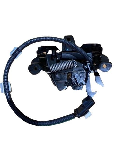 Volvo motorkap slot  V70 2000+ met alarm aansluiting Volvo o, Auto-onderdelen, Carrosserie en Plaatwerk, Nieuw, Volvo, Voor, Motorkap