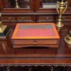 Vitrine - Hout, Kristal - veren, Antiek en Kunst, Curiosa en Brocante