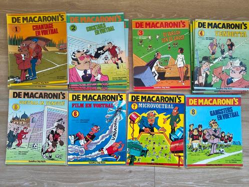De Macaroni’s stripboeken - Gangsters en Voetbal strips, Boeken, Stripboeken, Gelezen, Complete serie of reeks, Verzenden
