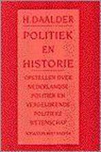 POLITIEK EN HISTORIE 9789035109032 Hessel Daalder, Boeken, Verzenden, Gelezen, Hessel Daalder