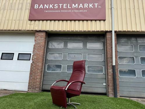 JORI Mensana relax design bordeaux leren fauteuil, Huis en Inrichting, Fauteuils, Nieuw, Hout, Leer, Metaal, Stof