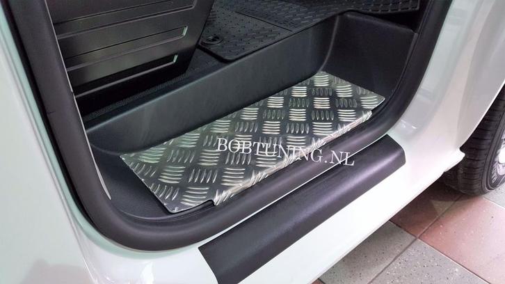 Aluminium instaplijsten Opel vivaro / Renault trafic / Fiat, Auto-onderdelen, Carrosserie en Plaatwerk, Nieuw, Ophalen of Verzenden