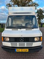 Leuke vintage Mercedes paardenwagen te koop!, Dieren en Toebehoren, Ophalen, Zo goed als nieuw, 2-paards trailer