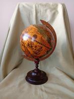 Celestial and terrestrial globes - hout - 1980-1990, Antiek en Kunst, Curiosa en Brocante