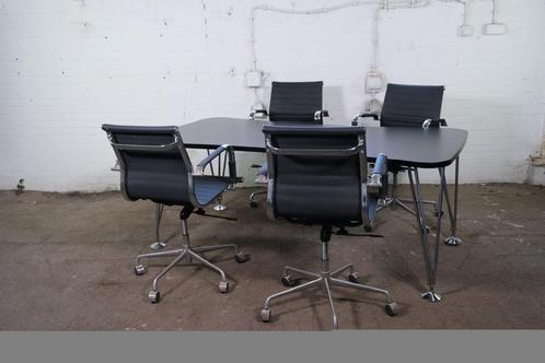 Kartell | Design | Vergadertafel | Tweedehands | Zwart blad, Zakelijke goederen, Kantoor en Winkelinrichting | Kantoormeubilair en Inrichting