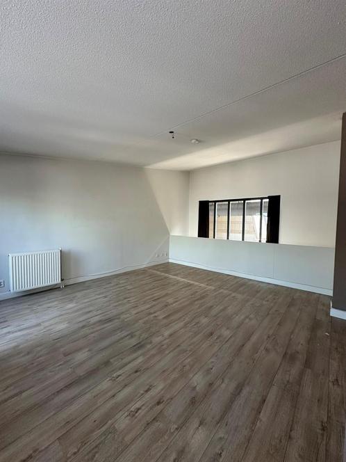 Appartement te huur 4 kamers Tuinweg, Hoofddorp, Huizen en Kamers, Huizen te huur, Direct bij eigenaar, C, Noord-Holland, Appartement