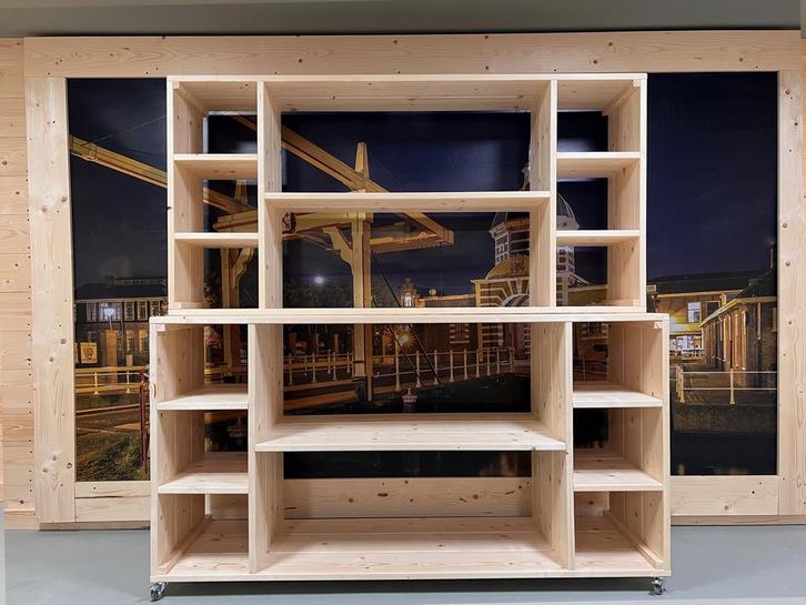 Steigerhouten Kast Deluxe – Kast met Opbergruimte, Zakelijke goederen, Kantoor en Winkelinrichting | Winkel en Inventaris, Ophalen of Verzenden