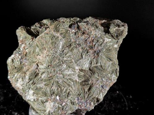 Verzameling van 6 stukken: kwarts, goethiet, azuriet,, Verzamelen, Mineralen en Fossielen