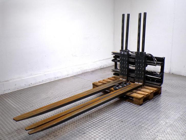 Kaup Vorkenversteller Dubbel, Zakelijke goederen, Machines en Bouw | Heftrucks en Intern transport, Verzenden