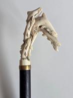 Gedetailleerd Handsnijwerk, 11 Vissen/Zalmen. Wandelstok -