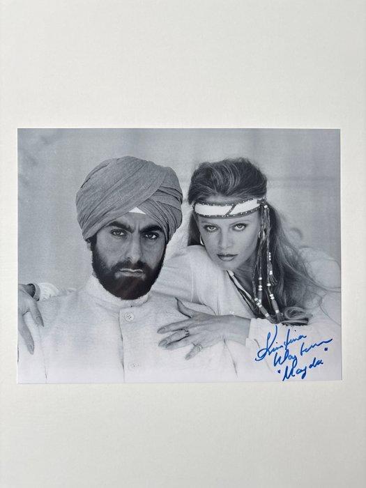 Kristina Wayborn as Magda handsigned photo with BBC, Verzamelen, Film en Tv