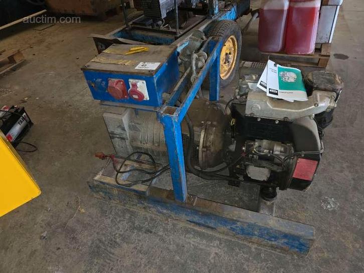 Stroomgenerator Moes Diesel HST 150-L, Zakelijke goederen, Machines en Bouw | Aggregaten, Ophalen