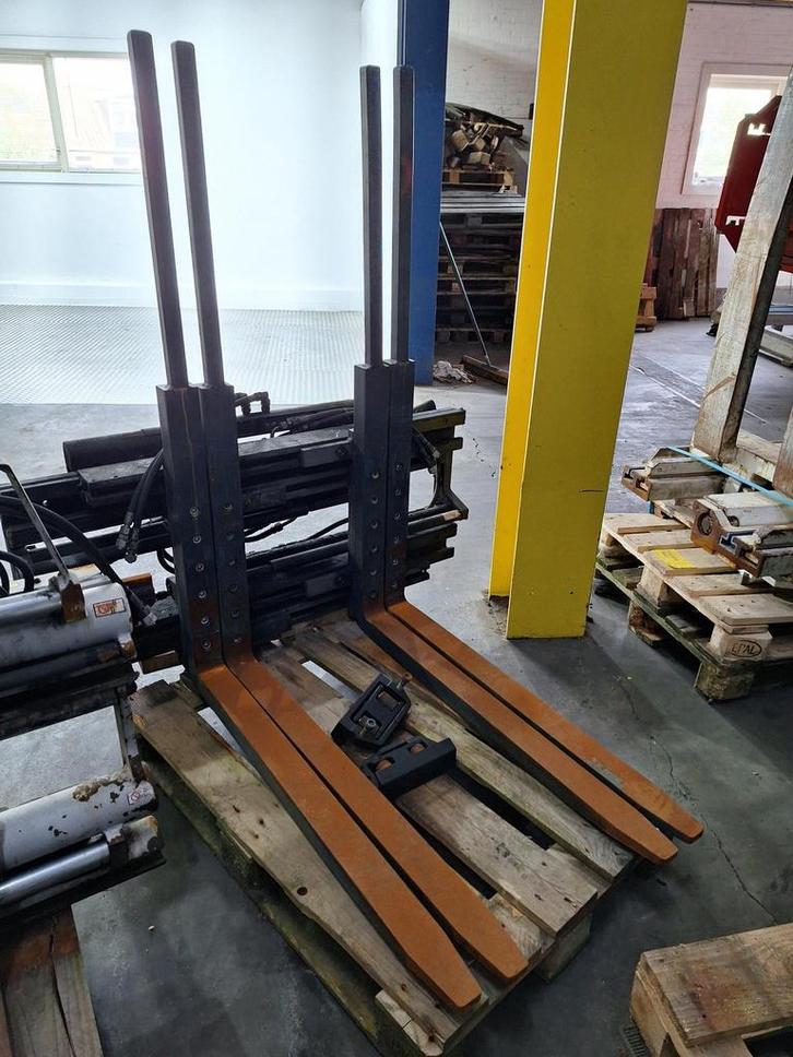 Kaup Vorkenversteller Dubbel, Zakelijke goederen, Machines en Bouw | Heftrucks en Intern transport, Verzenden