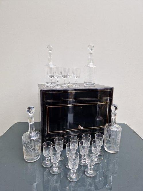 Cave à liqueur of Likeur kelder - Drankkast (22) - Kristal,, Antiek en Kunst, Antiek | Overige Antiek