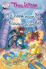 Boek Op zoek naar de blauwe scarabee 9789054618812, Boeken, Verzenden, Zo goed als nieuw