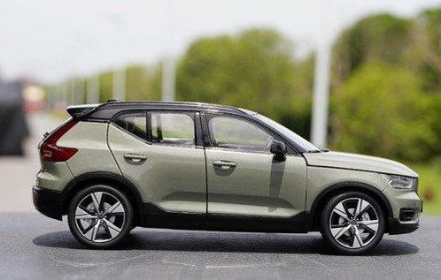 Paudi Model 1:18 - Modelauto - Volvo XC40 - 2022 -, Hobby en Vrije tijd, Modelauto's | 1:5 tot 1:12