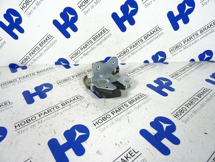 Achterbank vergrendeling A 203 920 0872 o.a: C-klasse w203, Auto-onderdelen, Interieur en Bekleding, Gebruikt, 3 maanden garantie