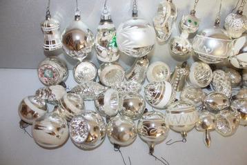 40 oude zilveren kerstballen - Kerstballen (40) - Glas beschikbaar voor biedingen