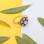 Gouden Victoriaanse ring met roos geslepen diamanten; ca...., 18 tot 19, Goud, Met edelsteen, Gebruikt