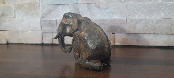 Pierre Chenet (XX-XXI) - sculptuur, Elephant se reposant - 7, Antiek en Kunst, Curiosa en Brocante