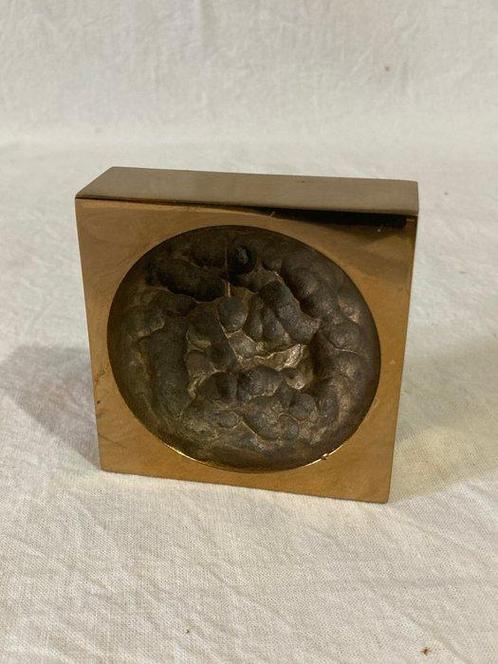 Monique Gerber - Asbak - Brons - Sleutelkastje / asbak met, Antiek en Kunst, Curiosa en Brocante