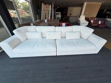 Mega 4 zitsbank Giovanni luxe stof bankstel wit sofa zithoek beschikbaar voor biedingen