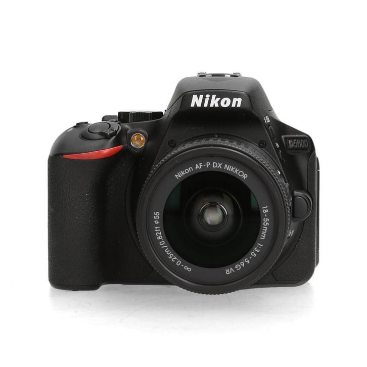 Nikon D5600, Audio, Tv en Foto, Fotocamera's Digitaal, Zo goed als nieuw, Nikon, Ophalen of Verzenden