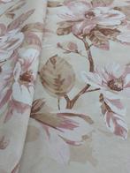 Meubelstof - 500 cm - 140 cm - Roze katoenen bloem, Antiek en Kunst