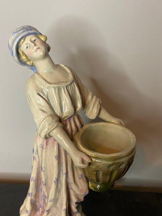 Napoli - Vincenzo Vollero - Beeld, Donna con cesto - 32 cm -, Antiek en Kunst, Antiek | Glas en Kristal