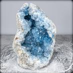 Eerste kwaliteit natuurlijke Celestien Geode- 6086.71 g