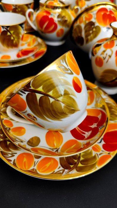 Lomonosov Imperial Porcelain Factory - Theeservies (26) -, Antiek en Kunst, Antiek | Meubels | Tafels
