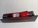 Achterlicht links buiten Renault Trafic III 2.0 dCi 170 265A, Ophalen of Verzenden, Gebruikt, Renault