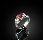 Watermeloen-turmalijn cabochon in een ring van 925