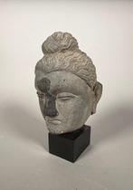 Indo-Griekse koninkrijken, Ier–IIe Steen Boeddhabeeld - 24, Antiek en Kunst