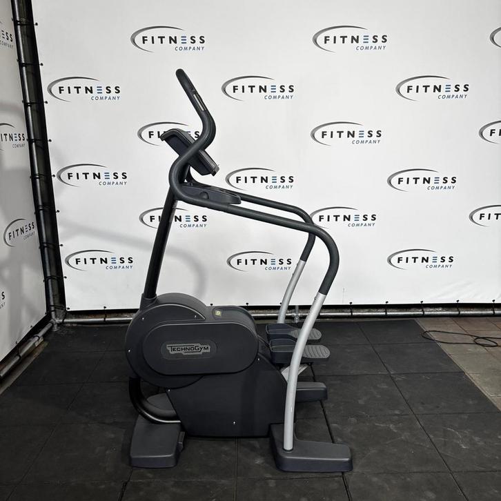 Technogym Excite 1000 SP Stepper LED, Sport en Fitness, Fitnessmaterialen, Overige typen, Ophalen of Verzenden
